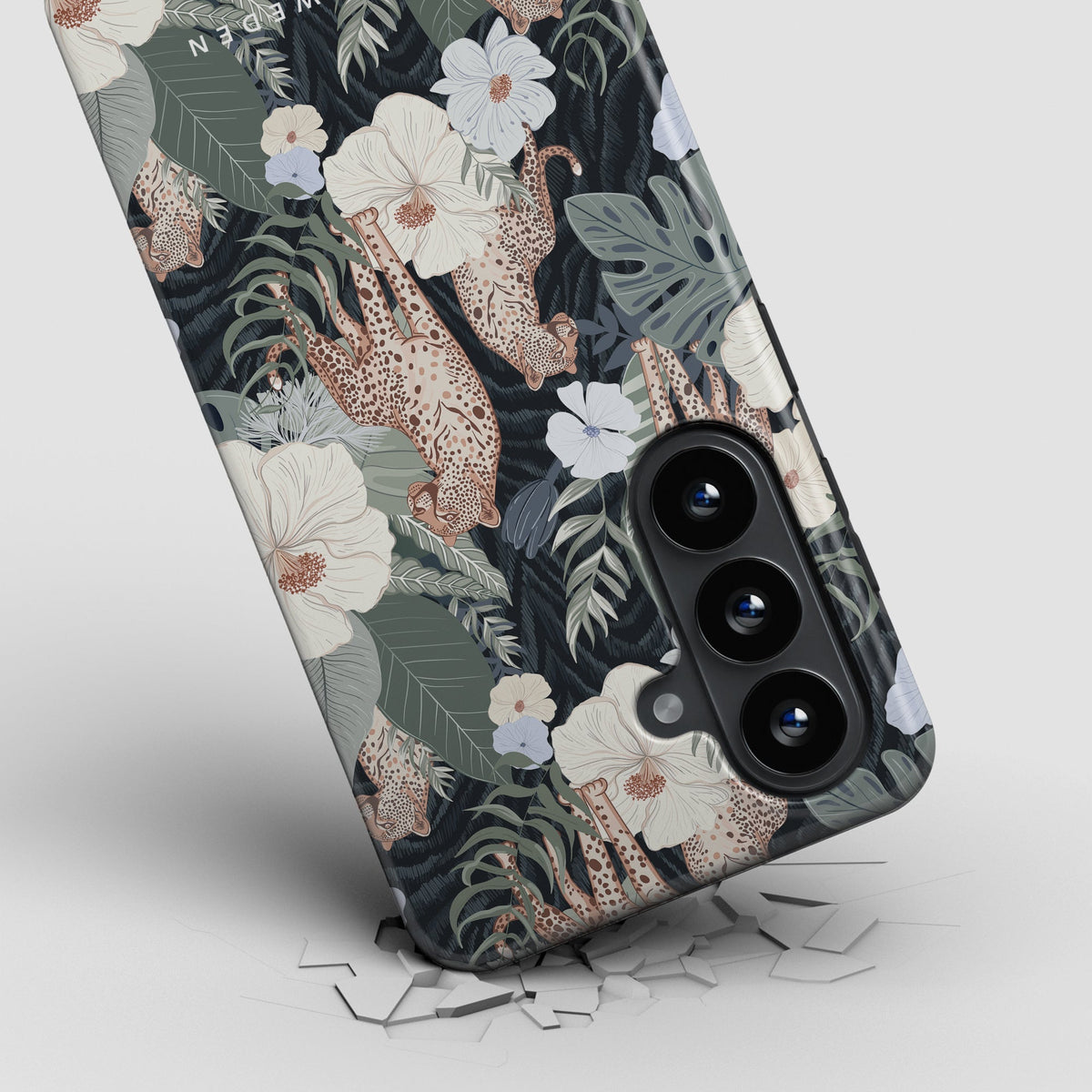 Leopardess - Tough Case – Item 9 of 17
