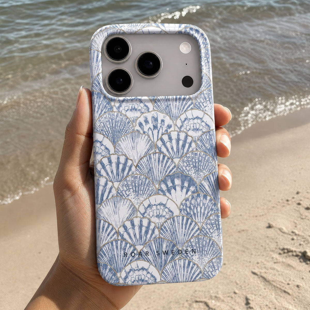 Valencia - Slim case – Item 25 of 26