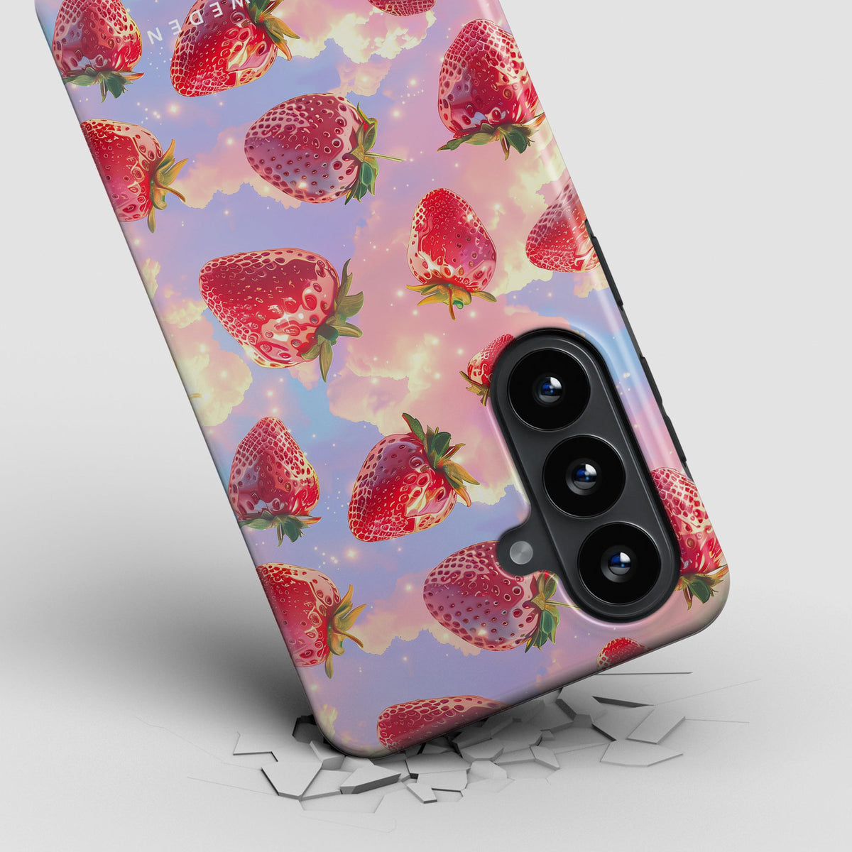 Strawberry Dreams - Tough Case – Item 7 of 18